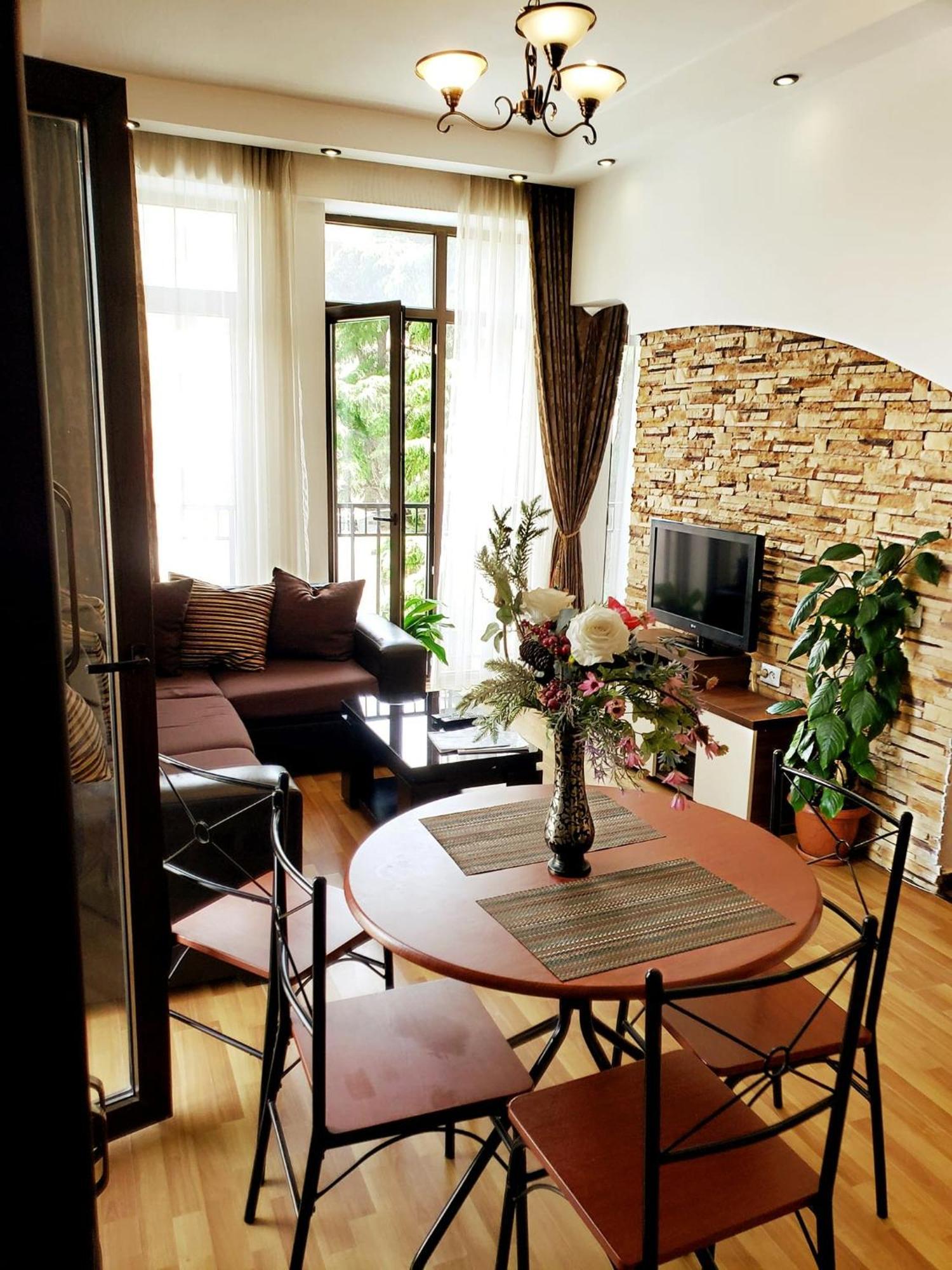 Cozy Apartment In The City Center Mtatsminda Tbilisi Exterior foto