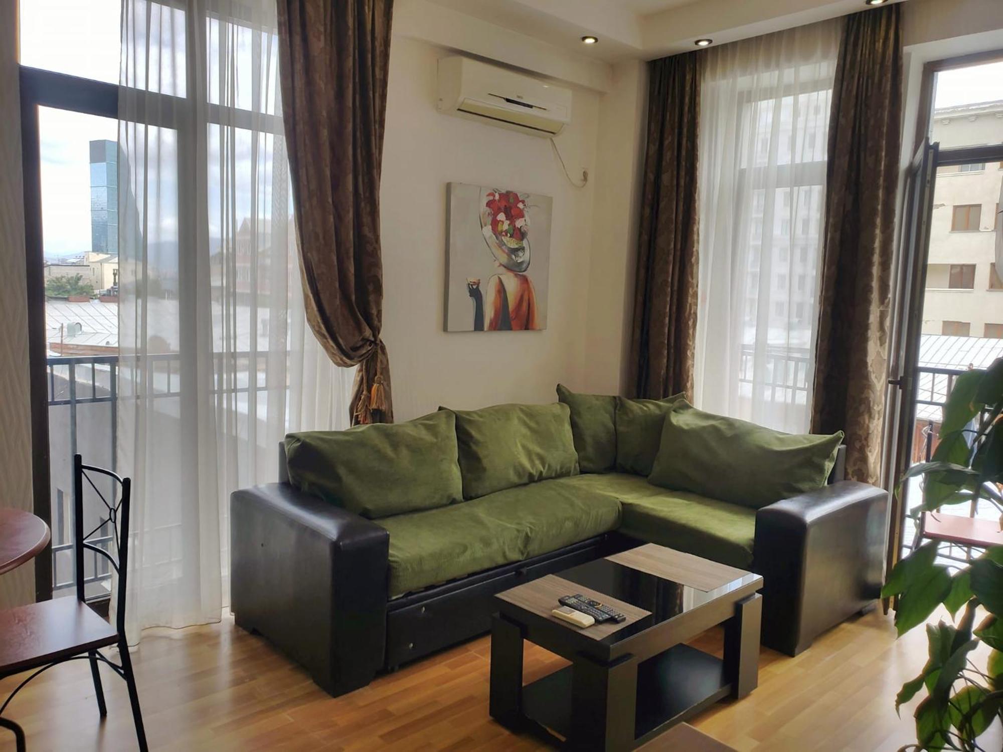 Cozy Apartment In The City Center Mtatsminda Tbilisi Exterior foto