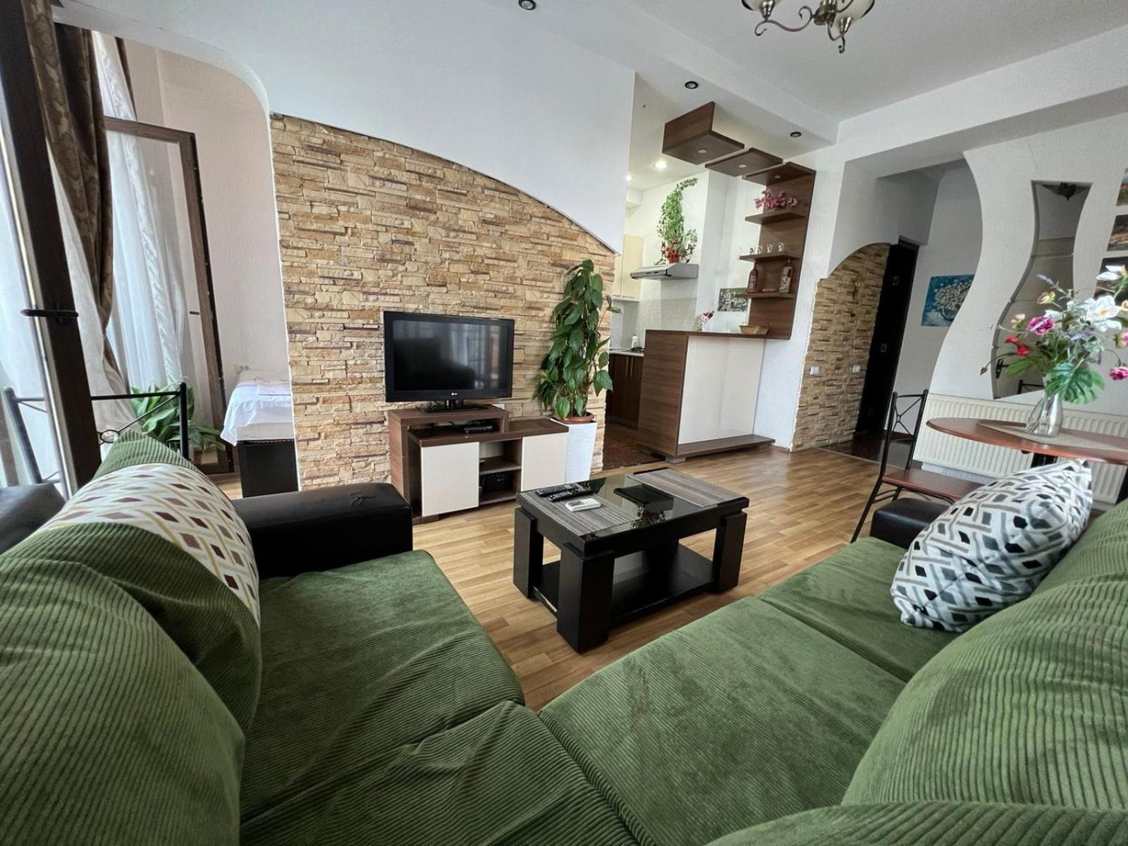 Cozy Apartment In The City Center Mtatsminda Tbilisi Exterior foto