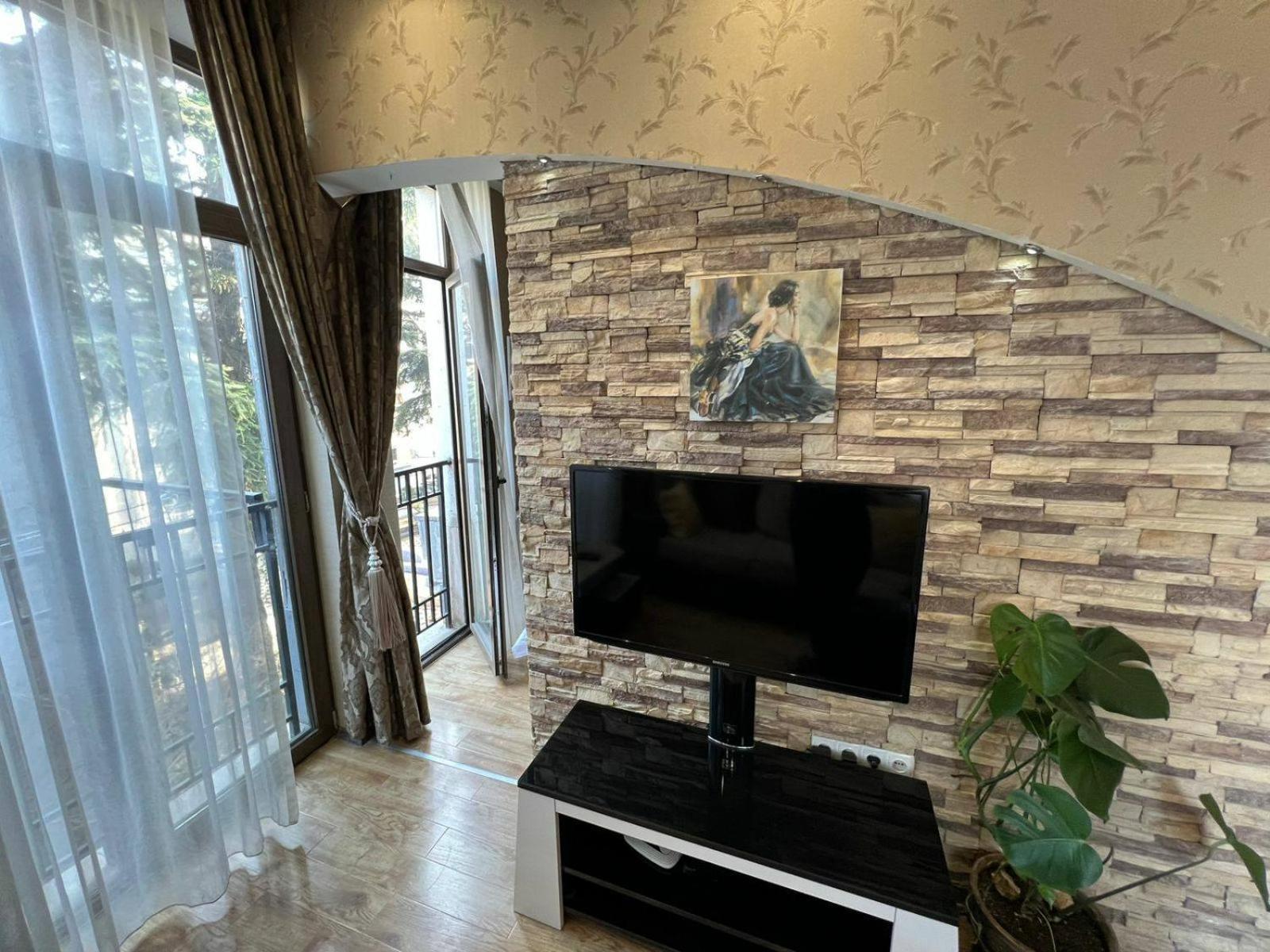 Cozy Apartment In The City Center Mtatsminda Tbilisi Exterior foto