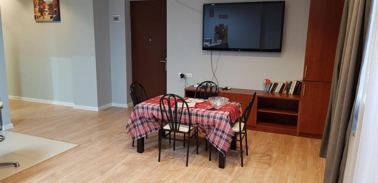 Cozy Apartment In The City Center Mtatsminda Tbilisi Exterior foto